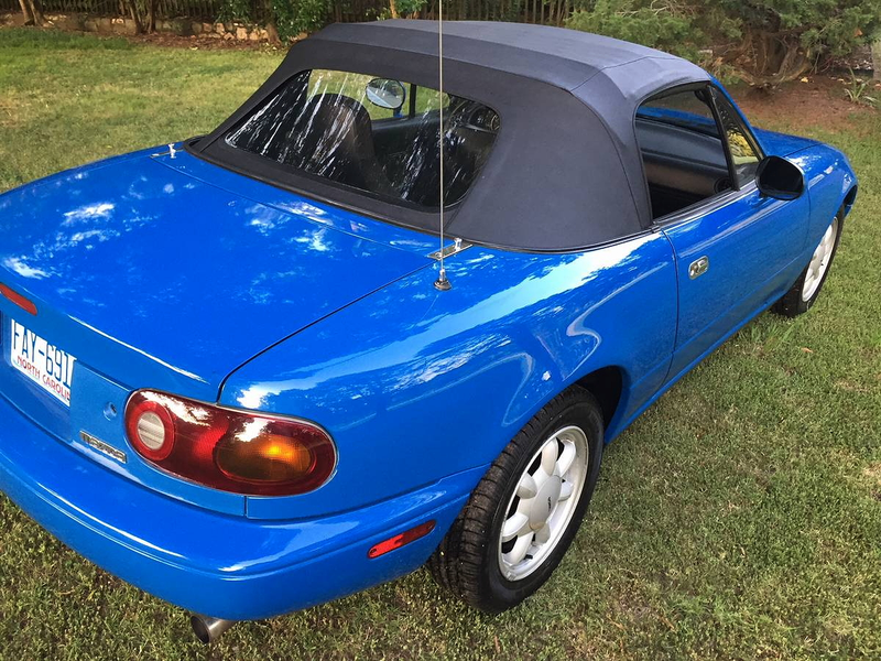 Illustration for article titled Could This Ultra-Low Mileage 1990 Mazda Miata be Worth $6,999?